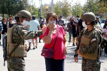 En las últimas 24 horas se registró un aumento de 293 nuevos casos y cuatro decesos respecto a la jornada anterior. (EFE)