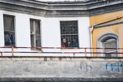 Las autoridades señalan que la prórroga del 13 de abril se podría alargar si la epidemia no cesa. (EFE) 