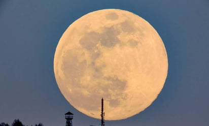 No te pierdas la superluna rosa de abril, que se verá en México. (ARCHIVO)