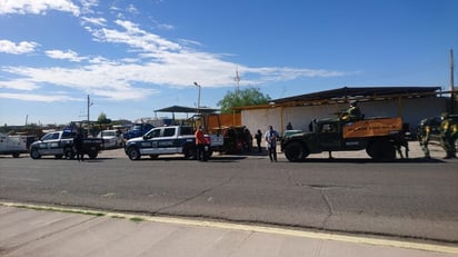 En el operativo para exhortar al resguardo participan Salud Municipal, la Guardia Nacional y Protección Civil. (EL SIGLO DE TORREÓN) 