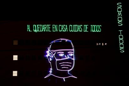 Un nuevo ataque contra personal de salud se registró en Guadalajara, se trata de un pasante de enfermería que se identificó como Ismael, quien explicó que el pasado martes un hombre le arrojó café hirviendo en la cara por temor a que los contagiara de COVID-19. (ARCHIVO)