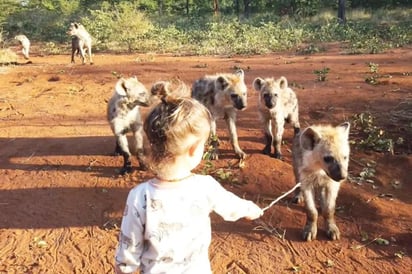 El padre de la niña vive en una reserva natural y decidió concederle este deseo a su hija. (INTERNET)