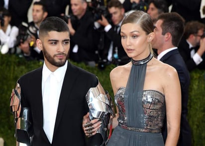 A un día de que se diera a conocer el supuesto embarazo de la modelo Gigi Hadid junto al músico Zayn Malik, medios estadounidenses aseguran que el bebé que esperan será una niña. (ARCHIVO)