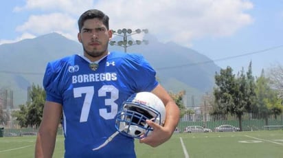 Isaac Alarcón espera quedarse con los Vaqueros para la siguiente temporada de la NFL. (ARCHIVO)