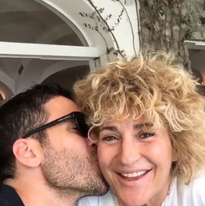 'Sí se puede'. El actor Miguel Ángel Silvestre reconoce como pilar de su vida a su madre, cuya voz sigue escuchando en tiempos adversos. (ESPECIAL)