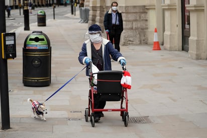 La investigación reunida por Medical Detection Dogs ha sugerido que cada perro puede examinar hasta 250 personas por hora. (AP) 