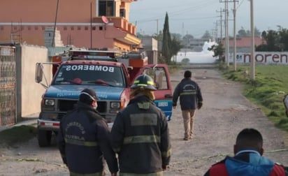 Elementos de diversas corporaciones acudieron al lugar y detectaron que la fuga provenía de una toma clandestina de Pemex.
(EL UNIVERSAL)