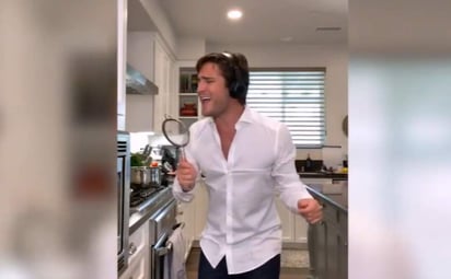 La segunda temporada de Luis Miguel la serie ya tiene fecha de estreno en Netflix, así lo dio a conocer la plataforma de “streaming” a través de un video en el que aparece su protagonista, Diego Boneta, cantando algunos temas de “El Sol” mientras cocina durante la cuarentena. (ESPECIAL)