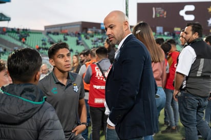 El presidente de Santos Laguna, Dante Elizalde, dijo que no se darán a conocer los nombres de los jugadores contagiados por COVID-19. (ARCHIVO)