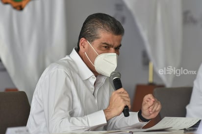 'Vamos a revisar, junto con la Secretaría de Salud los protocolos sanitarios aplicados, independientemente de las medidas que está aplicando ya la Federación Mexicana de Futbol ya que para ellos representa una emergencia de salud', indicó el mandatario. (ERICK SOTOMAYOR)