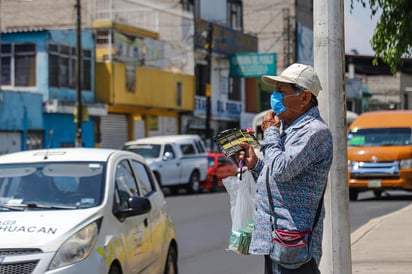 La Secretaría de Salud de Coahuila reportó 10 nuevos casos de COVID-19 en el estado, además de la defunción de una mujer de 84 años de edad, originaria de San Pedro. (NOTIMEX)