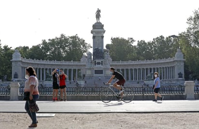 Todo el país está ya en plena desescalada, con casi la mitad de su territorio en la primera fase y la otra mitad (47 %) en otra más avanzada. (EFE)