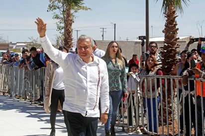 El dirigente de Morena en Tabasco, César Burelo Burelo, pidió a los ciudadanos no aglomerase y mantener las medidas sanitarias durante la visita a Villahermosa del presidente, Andrés Manuel López Obrador, el próximo viernes 5 de junio. (ARCHIVO)