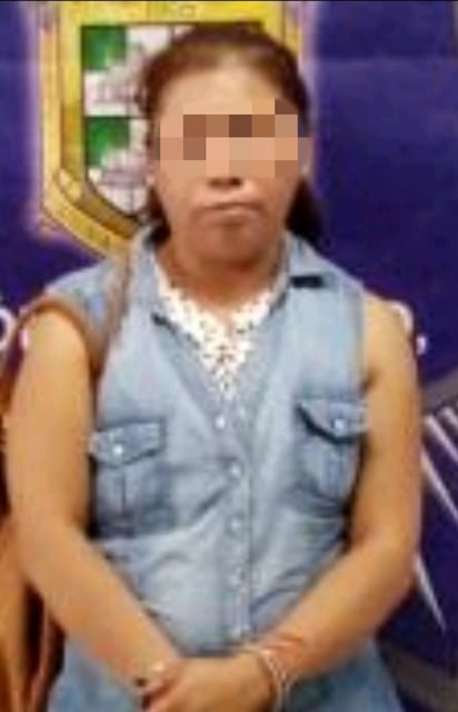 La mujer fue señalada por el delito de robo y posteriormente detenida por la Policía. (EL SIGLO DE TORREÓN)