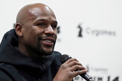 El excampeón del mundo invicto, el púgil estadounidense Floyd Mayweather Jr., será la persona que haga frente a todos los gastos de los servicios funerarios que se van a realizar en tres ciudades del país, incluida Houston, en honor a George Floyd, el hombre afroamericano que falleció el pasado lunes mientras estaba bajo la custodia de la policía de Minneapolis. (ARCHIVO)