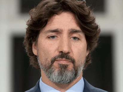 Justin Trudeau, necesitó este martes 21 segundos de silencio antes de responder a una pregunta sobre sus pensamientos ante la amenaza del presidente estadounidense, Donald Trump, de utilizar al Ejército contra las protestas que se desarrollan en Estados Unidos. (CORTESÍA)