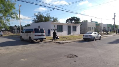 Debido a la emergencia sanitaria por la pandemia del coronavirus, los trámites en el Instituto Nacional de Migración (INM) se mantienen suspendidos, señalaron autoridades de la citada dependencia; aunado a que todo el personal de la delegación en Piedras Negras fue enviado a realizarse las pruebas de COVID-19. (ARCHIVO)