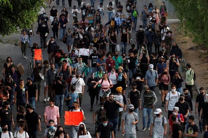 Por el juicio de amparo tramitado por el abogado Christian Gudiño, fueron localizadas de 14 personas desaparecidas tras la manifestación en torno de la Fiscalía de Jalisco el viernes 5 de mayo y no se tiene el registro de más jóvenes no localizados. (ARCHIVO)