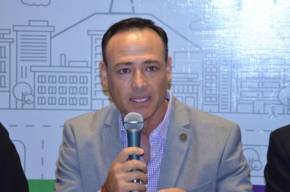  Marco Zamarripa, director del Consejo Cívico de las Instituciones (CCI), presentó la publicación sobre las Finanzas Públicas de Coahuila (Parte 1: Ingresos), con información técnica y objetiva sobre la forma en que ingresan los recursos al Estado. (ARCHIVO)