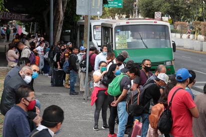 Sheinbaum recordó que cuentan con 10 reglas básicas para actividades económicas.