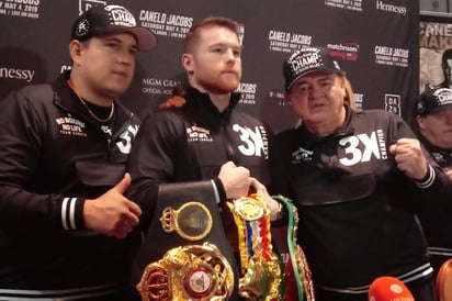 De acuerdo con el sitio 'BoxRec' o boxrec.com que se dedica a mantener los récords actualizados de boxeadores profesionales y aficionados, tanto mujeres como hombres, el mexicano Saúl 'Canelo' Álvarez es el mejor peleador de la actualidad. (ARCHIVO)