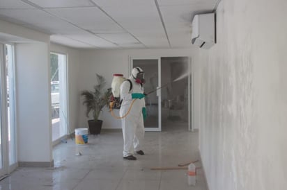 La Dirección de Salud Municipal ha realizado un mapeo de Ciudad Lerdo, para ubicar los sitios en donde se han detectado casos positivos de COVID, a fin de realizar labores de sanitización. (GUADALUPE MIRANDA)