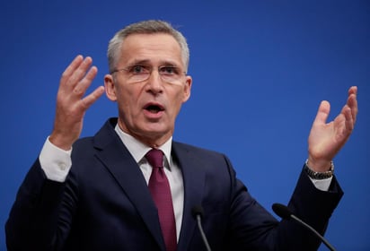 Stoltenberg anunció que los ministros aliados acordarán un nuevo plan operacional de cara a una nueva ola de COVID-19. (ARCHIVO) 