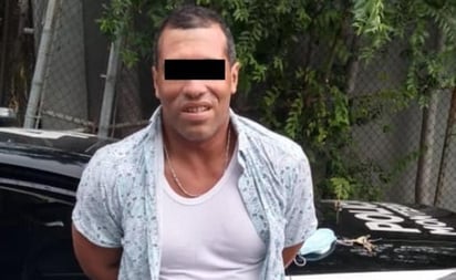 La policía de esta ciudad logró la detención de un hombre originario de Venezuela, por la presunta portación de droga y por encontrarle 76 tarjetas bancarias, sin comprobar la procedencia legal. (ARCHIVO)
