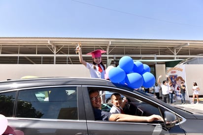 Los pequeños alumnos fueron el alma de la celebración. (EL SIGLO DE TORREÓN / Erick Sotomayor Ruiz)

