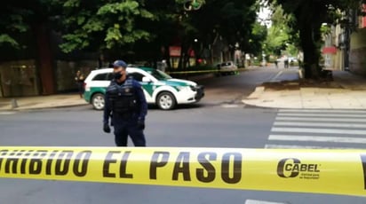 Policía en el lugar donde ocurrió el atentado contra Omar García Harfuch, titular de la SSC.Cortesía SSC.
