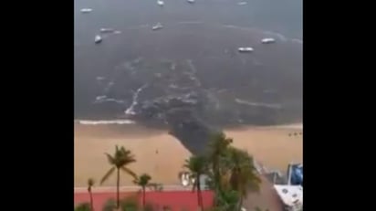 Autoridades de turismo aseguran que son aguas de lluvia las que están llegando al mar. (ESPECIAL)