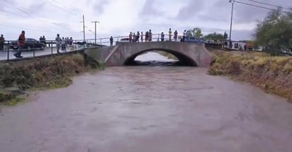 Claudio Bres Garza, presidente municipal de Piedras Negras, dio a conocer esta es la primera de cuatro etapas recomendadas por la Comisión Federal de Electricidad (CFE) en el Estudio Hidrológico del arroyo. (EL SIGLO COAHUILA)