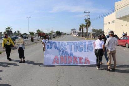 Cerca de una hora permaneció el bloqueo sobre la lateral del bulevar Ejército Mexicano.