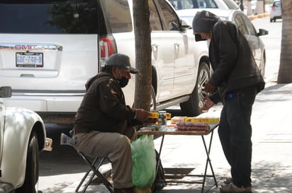 La recuperación del empleo de carácter informal trajo como consecuencia que la tasa de desocupación en el país se redujera de 4.7% en abril a 3.5% de la población económicamente activa.
(ARCHIVO)