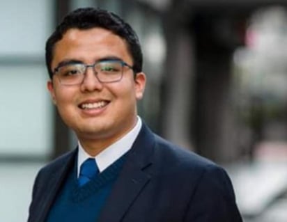 El estudiante mexicano Guillermo de Alva, junto con su equipo conformado por cinco jóvenes de Perú, salieron victoriosos en el hackatón titulado 'Latin American  vs COVID-19' organizado por el Massachusetts Institute of Technology (MIT). (ESPECIAL) 