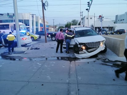 Los vehículos fueron depositados en las instalaciones del corralón municipal hasta que se deslinde la responsabilidad. (EL SIGLO DE TORREÓN)