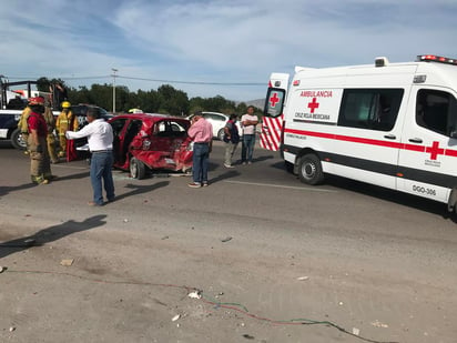 Los hechos ocurrieron cerca de las 9:30 horas sobre la carretera libre a Jiménez Chihuahua, a la altura del ejido El Vergel de esta ciudad.
(EL SIGLO DE TORREÓN)