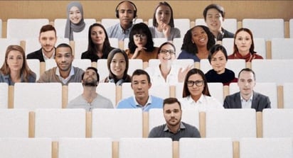 Gracias a la IA empleada por Microsoft, parecerá que los participantes de la videoconferencia se encuentran juntos en un aula (CAPTURA) 