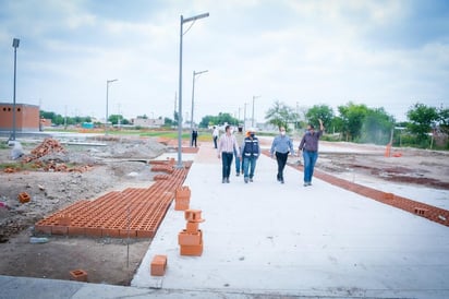 Claudio Mario Bres Garza, presidente municipal de Piedras Negras, dio a conocer que durante la reunión del Comité del Impuesto Sobre Nómina (ISN) de esta ciudad fronteriza, se presentó el bosquejo de una magna obra que realizarán de forma conjunta el Estado y el Municipio en una reserva territorial de dos hectáreas. (RENÉ ARELLANO)