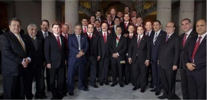 Hacemos un recuento de los gobernadores que acompañaron a Peña Nieto en aquella ocasión. (ARCHIVO)