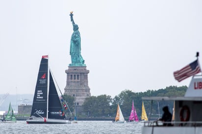 La ciudad de Nueva York, que hace cuatro meses se convirtió en epicentro de la pandemia de COVID-19 en Estados Unidos, reabre con limitaciones y con 'cautela' desde este jueves y en los próximos días algunas atracciones turísticas. (ARCHIVO) 