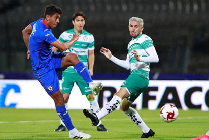 Los Guerreros de Santos Laguna fueron derrotados 2-0 por la Máquina Celeste de Cruz Azul. (ARCHIVO)