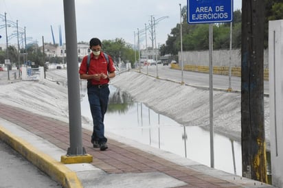 Félix Alejandro Rodríguez Ramos comentó que aún no hay fecha para el inicio a clases, pues es el ejecutivo del Estado quien dará las instrucciones a la Secretaría de Educación. (EL SIGLO COAHUILA)
