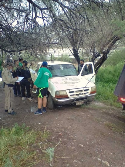 Personas que pasaban por el lugar realizaron el reporte a las autoridades. (EL SIGLO DE TORREÓN)