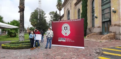 Los estudiantes demandan que se reinicie el programa de Becas de Manutención y de Excelencia. (EL SIGLO DE TORREÓN) 