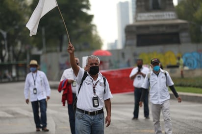 El Gobierno mexicano espera que el nuevo Tratado entre México, Estados Unidos y Canadá (T-MEC) ayude a superar la crisis del turismo que refleja una caída del 95 % de visitantes extranjeros y las crecientes protestas de trabajadores del sector. (EFE) 