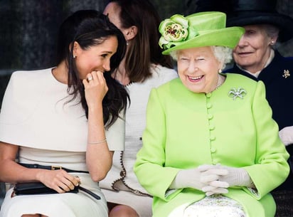 'Deseando a la duquesa de Sussex un muy feliz cumpleaños', es lo que publicaron desde las cuentas oficiales de la familia real británica liderada por la reina Isabel II, con motivo del cumpleaños 39 de Meghan Markle. (ARCHIVO)