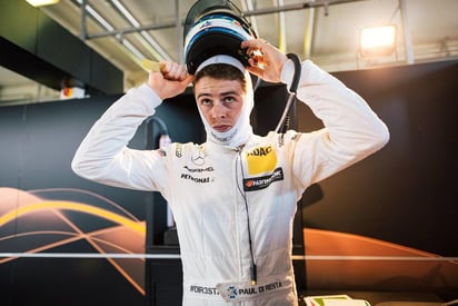 Di Resta ha acudido a la sede de McLaren en Woking (Reino Unido) para contar con un asiento a su medida, aunque no firmará contrato en firme hasta que no se requieran sus servicios. (ESPECIAL)