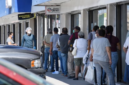 A pesar de la pandemia, no se redujo el flujo de divisas provenientes del extranjero. (EL SIGLO DE TORREÓN) 