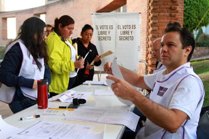 El Instituto Nacional Electoral (INE) designó a 3,841 personas para que funjan como funcionarios de casilla en el proceso electoral para la renovación del Congreso Local.